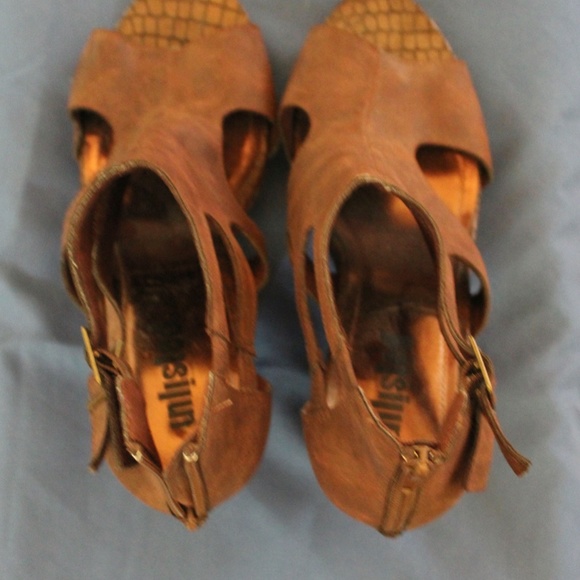 Unlisted wedge/platform fall shoes - Picture 5 of 9
